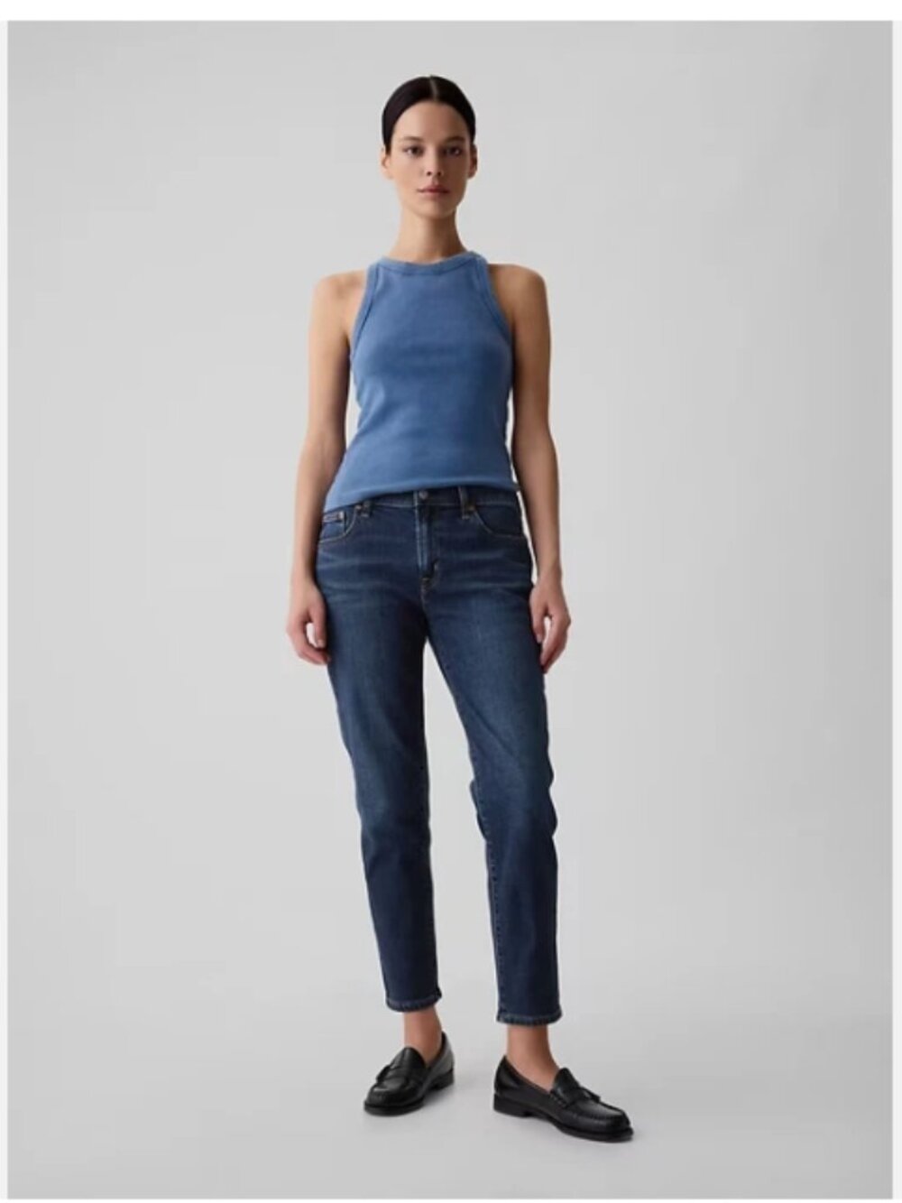 Gap Mid Rise Girlfriend Tapered MId Rise Low Stretch Jeans- Dark Wash- 28/6 Long